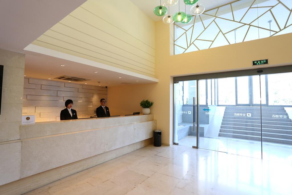 Ji Hotel Dongzhimen Beijing Exterior photo